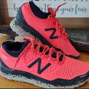 New Balancr Hierro V Trainers. Women Size 7.5